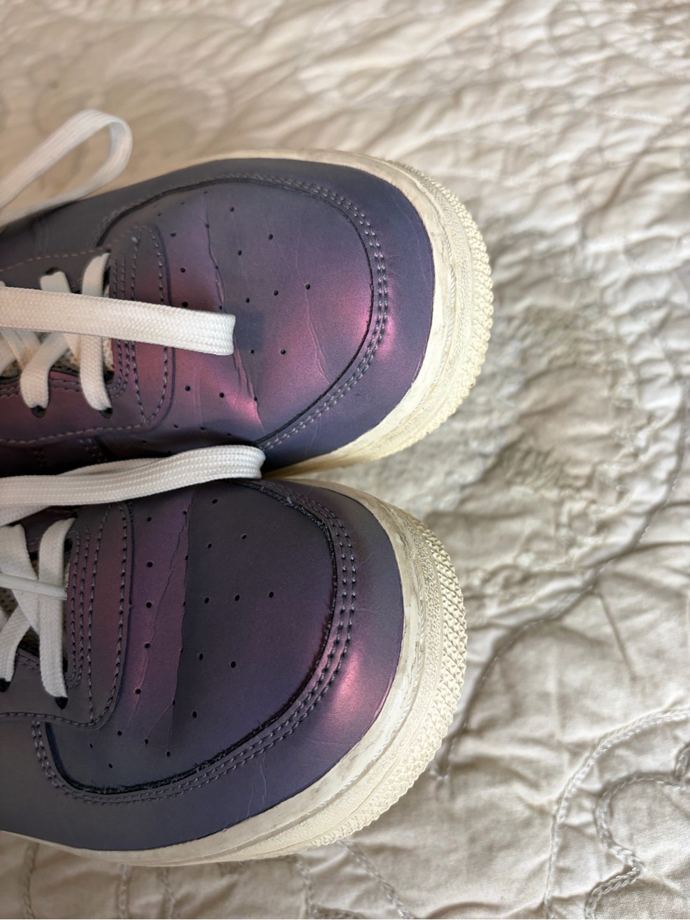 Nike Air Force 1 '07 LV8 Low Iced Lilac Iridescent Colorway 6.5Y - Picture 7 of 10